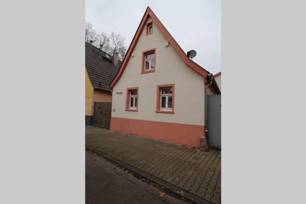 Gonsenheim - 3-Zimmer-Haus - Max. 5 Personen Mainz Buitenkant foto